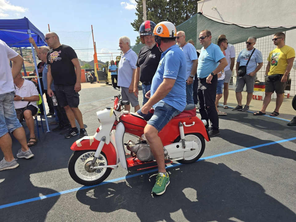 FOTO Odlični rezultati domaćina na 3. Moto oldtimer rally grada Šibenika, preuzeli su prvo mjesto ukupnom poretku
