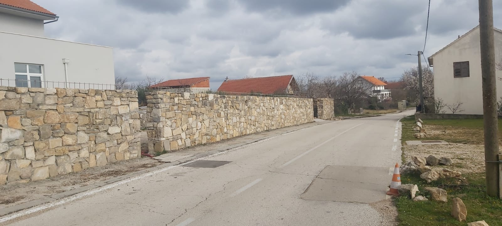 Bilo da se radi o manjoj adaptaciji ili većem građevinskom projektu, s Vitez Gradnjom nećete pogriješiti!