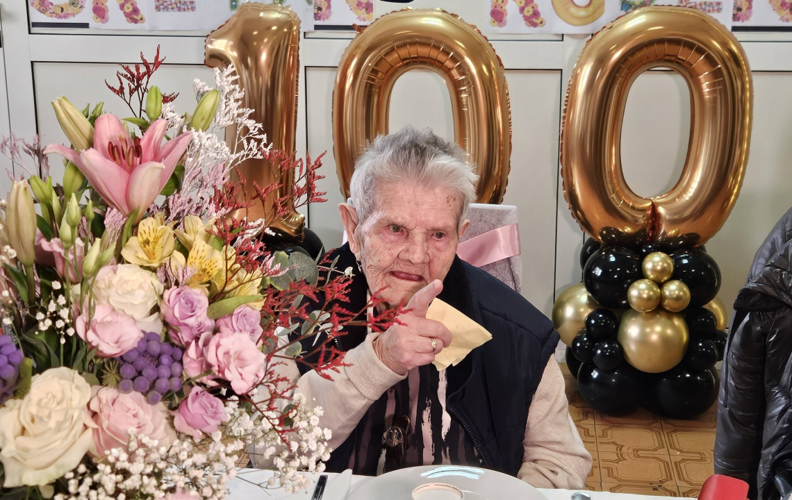Ljeposava proslavila 100. rođendan u Cvjetnom domu