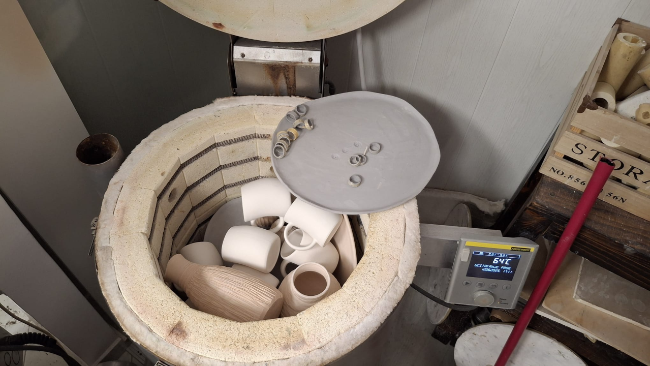 Daliborka Škevin, u sporom ritmu otoka i lončarskog kola, u Murteru stvara keramiku s dušom