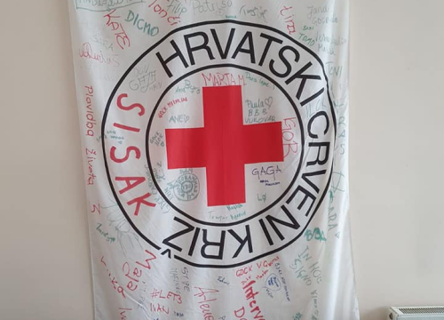 Fotografija 12 - Volonteri vodičkog Crvenog križa  odvojili svoje vrijeme za druge i pet dana pomagali stradalima u potresu