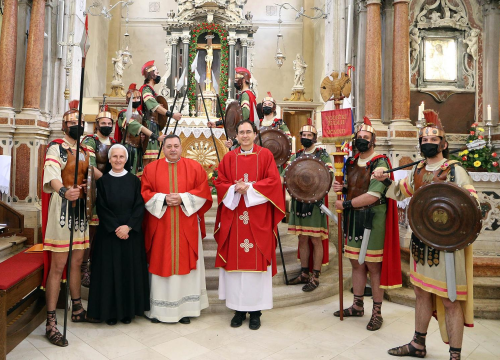 Fotografija 6 - Našašće svetog Križa proslavljeno svetom misom i procesijom kroz Vodice