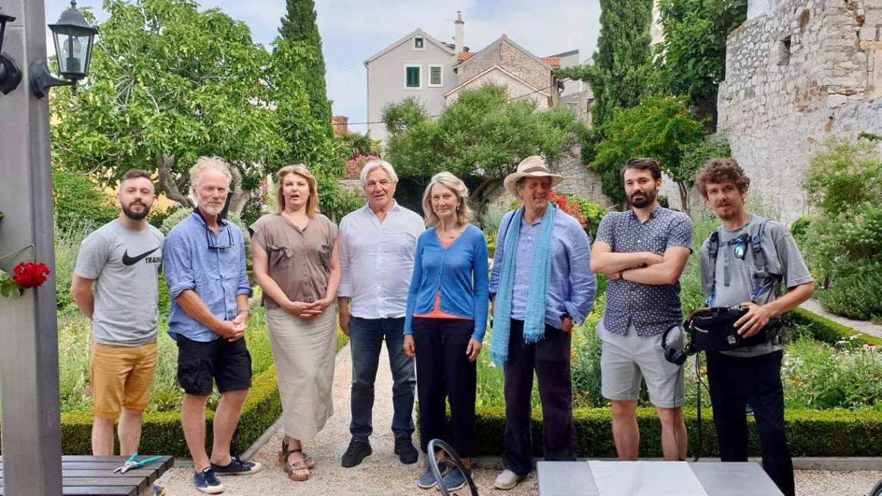 Slavni britanski vrtlar Monty Don snimio emisiju o Samostanskom srednjovjekovnom vrtu sv. Lovre u Šibeniku