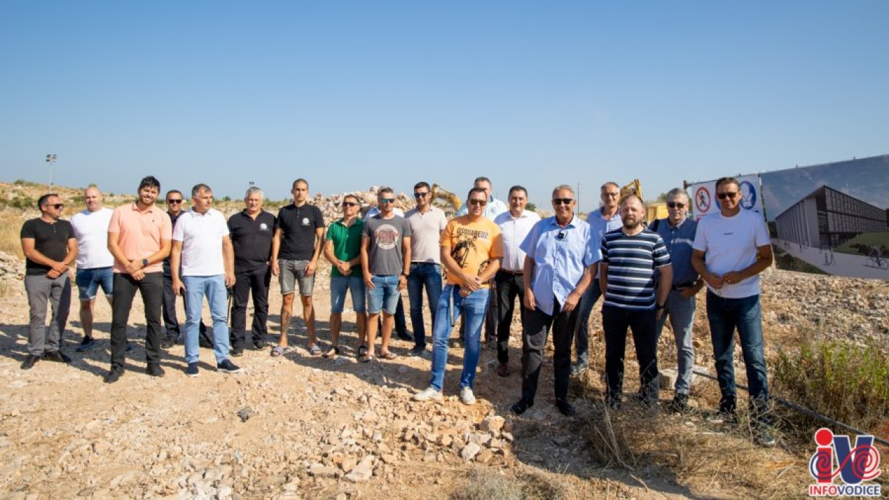 Službeno započeli radovi na izgradnji Sportske dvorane u Vodicama