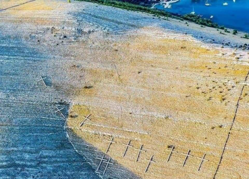 DVD Vodice: 'I dan danas vas čekamo u đardinu, na parapetu, u našemu selu, pogledom tražimo vaša lica'