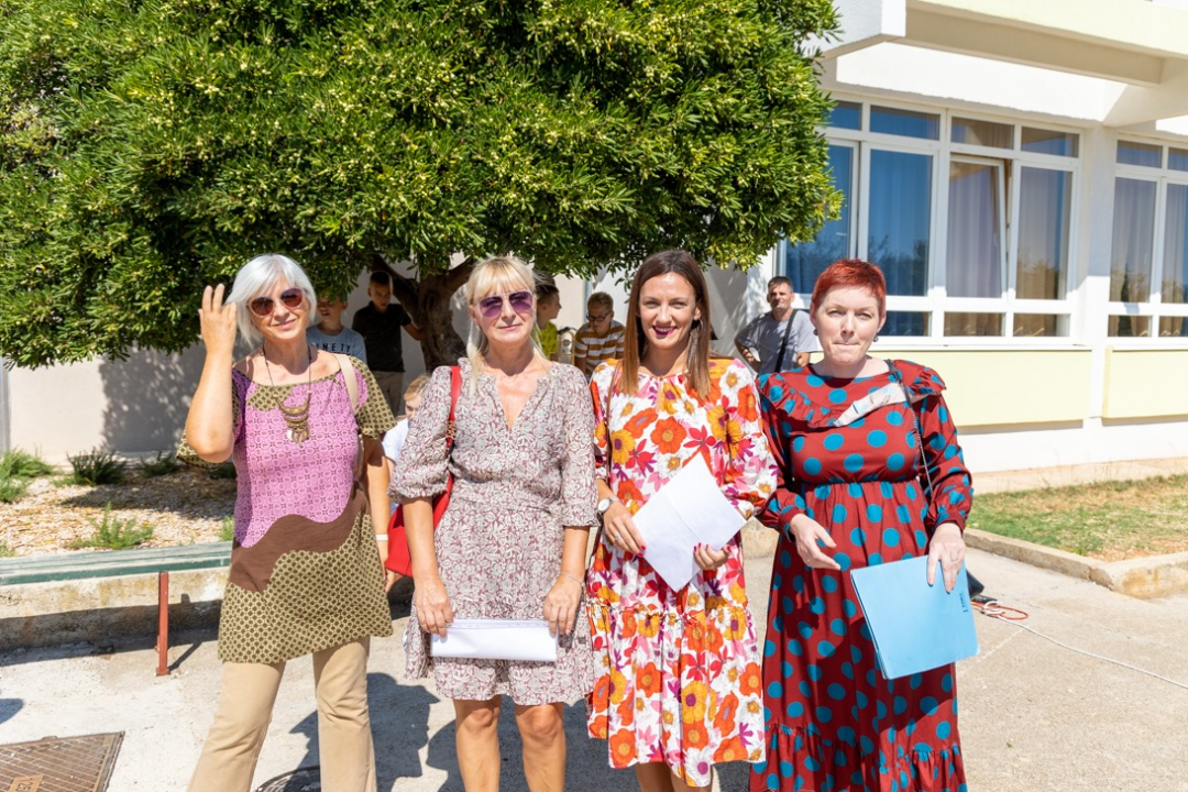 Župan Jelić posjetio OŠ Vodice, najmlađima poručio: 'Počinje najljepše i najuzbudljivije razdoblje vašeg života'