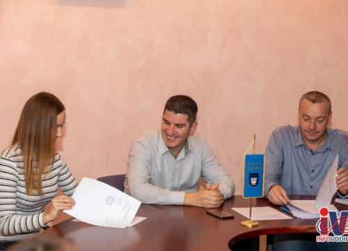 Grad Vodice raspisao natječaj za dodjelu studentskih stipendija: 47 najboljih dobit će po 700 kuna