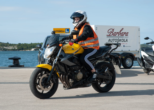 Fotografija 5 - Požurite s upisom jer počinje novi tečaj za vozače u Autoškoli Barbara!