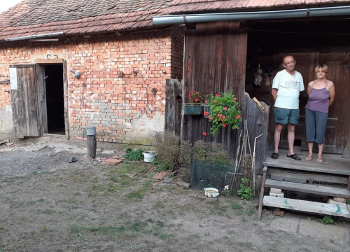 Obitelj iz Karlovca nema osnovne uvjete za život i moli za pomoć!