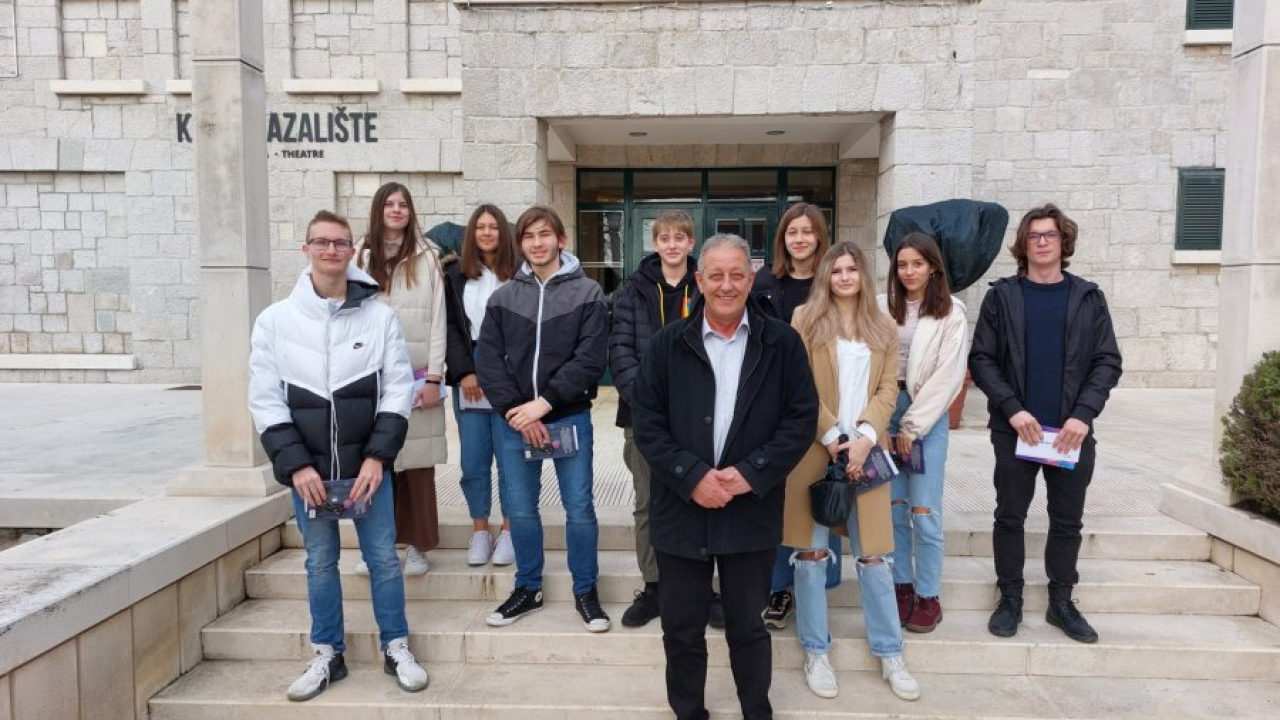 Gradonačelnik Cukrov primio uspješne učenike osnovnih i srednjih škola s područja Vodica