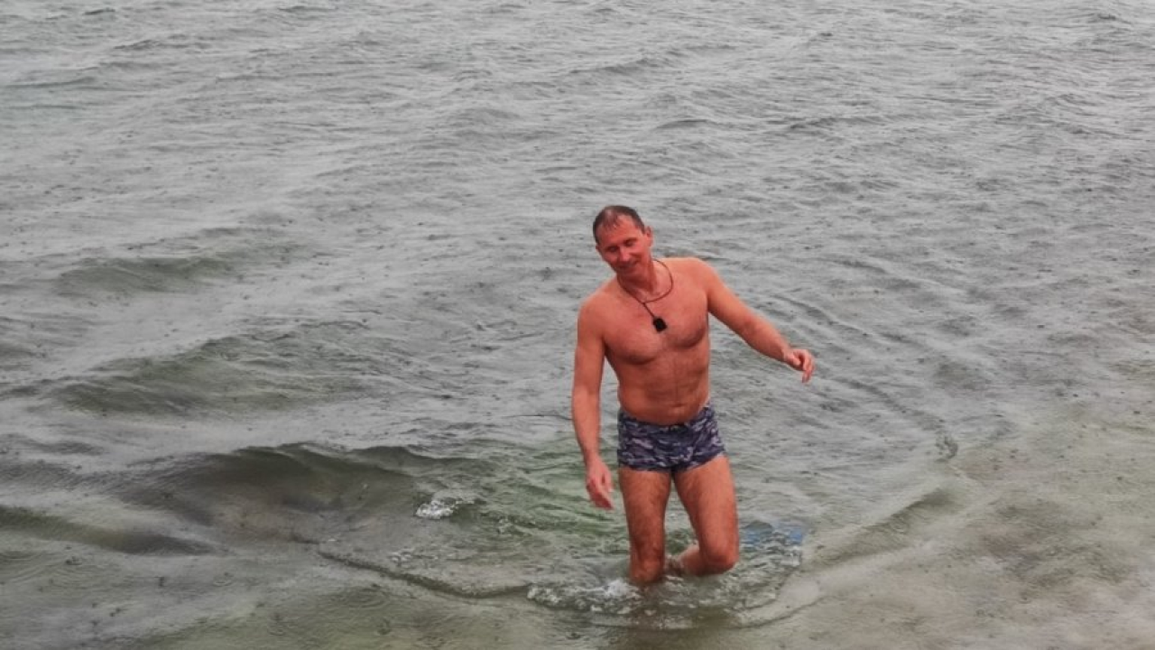 Ante Juričev Grgić je Novu godinu započeo s kupanjem u moru i odlučio nastaviti svaki dan