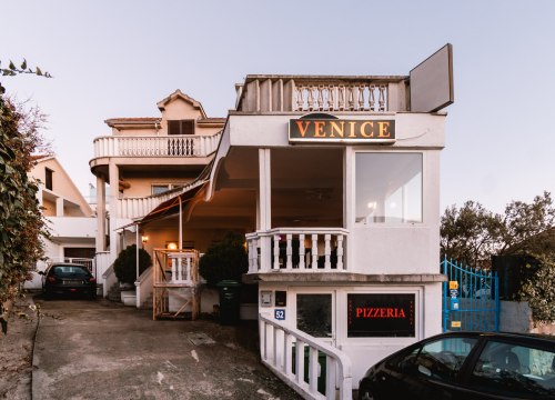 Fotografija 11 - Probajte ukusne pizze nove Pizzerije Atomic na Brodarici!