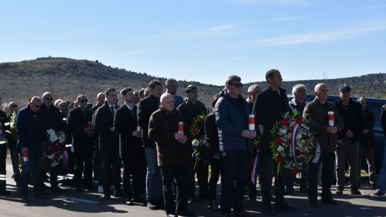 U Dragišićima odana počast poginulim i nestalim hrvatskim braniteljima