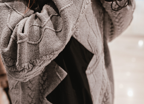 Fotografija 7 - Galerija Juraj Dalmatinac u povodu Dana žena časti popustom na dizajnersku odjeću te Murtićeve i Vežine umjetnine