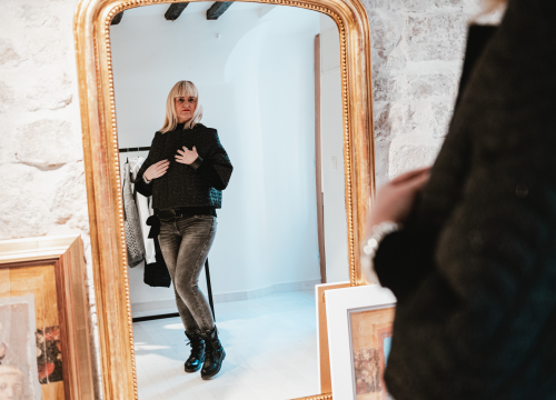 Fotografija 8 - Galerija Juraj Dalmatinac u povodu Dana žena časti popustom na dizajnersku odjeću te Murtićeve i Vežine umjetnine