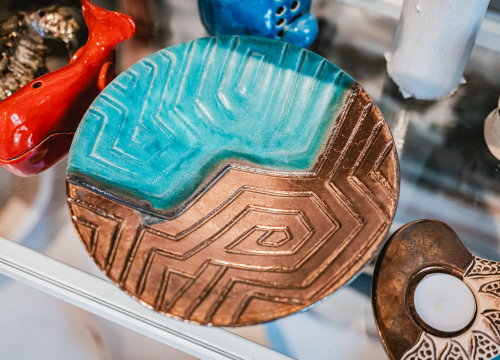 Fotografija 27 - Galerija Juraj Dalmatinac u povodu Dana žena časti popustom na dizajnersku odjeću te Murtićeve i Vežine umjetnine