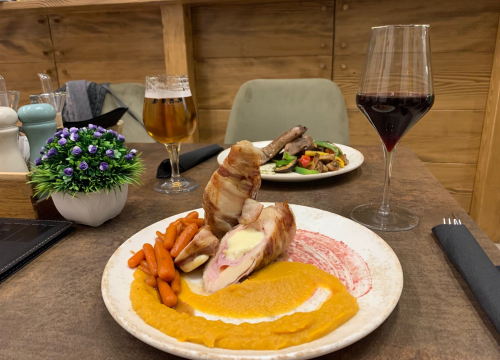 Fotografija 2 - Posjetite bistro Bava i uživajte u bogatom izboru hrane i pića!