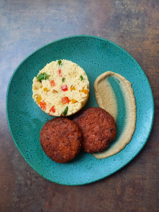 Posjetite bistro Bava i uživajte u bogatom izboru hrane i pića!