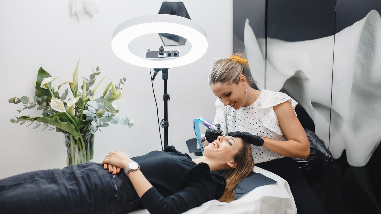 Naručite se na hit tretman trajne šminke kod Jelene Radak!