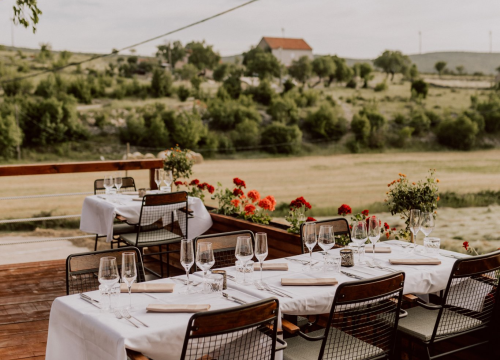 Fotografija 18 - Konoba Campanelo otvorila je terasu s najljepšim pogledom uz gostovanje Melkiora Bašića!