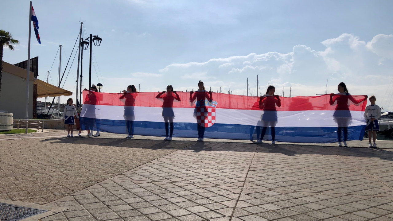 Polaganjem vijenaca i molitvom u Vodicama obilježen Dan državnosti