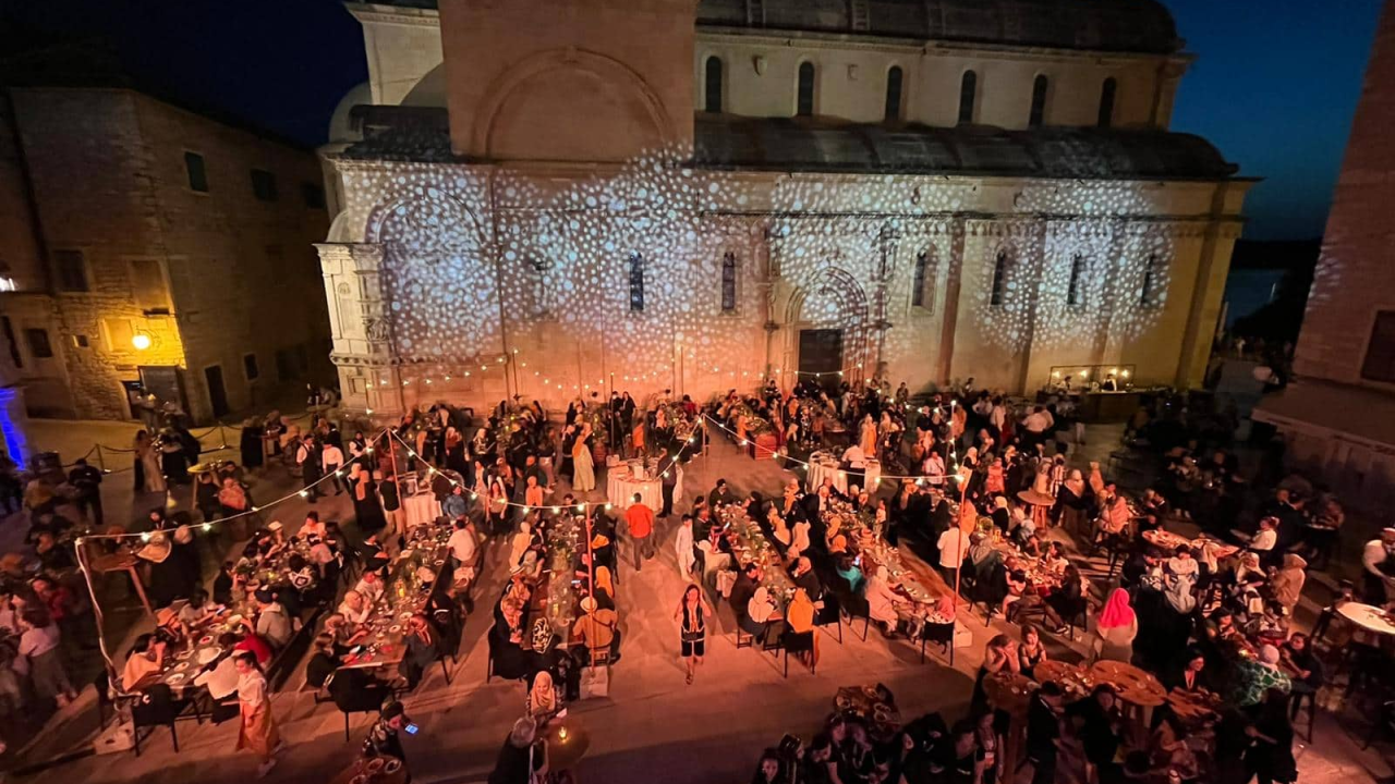 Saznali smo tko stoji iza gala večere na trgu kod katedrale