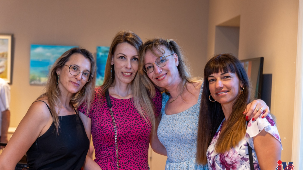 Biljana je dom pronašla u Vodicama, a sada je tamo i otvorila svoju prvu samostalnu izložbu