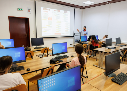 Fotografija 23 - Studirajte na Veleučilištu 'Marko Marulić' u Kninu!