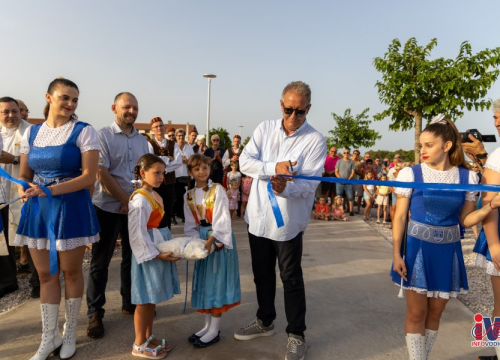 Službeno otvorena: Vodice i Tribunj spojeni šetnicom uz more