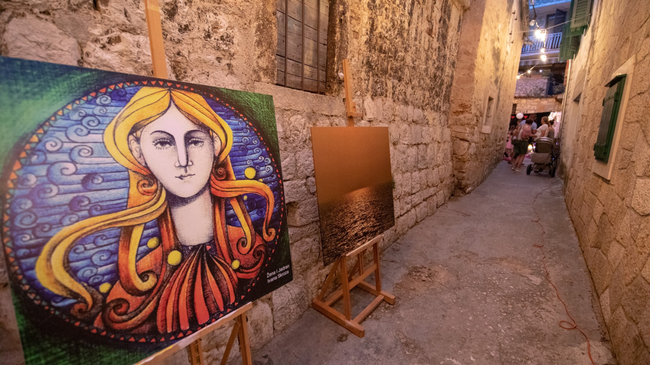 U Vodicama večeras zanimljive radionice, izložba pod zvijezdama i koncert