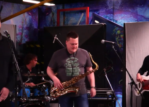 Nedjelja u Vodicama rezervirana za Dino Dvornik Tribute bend