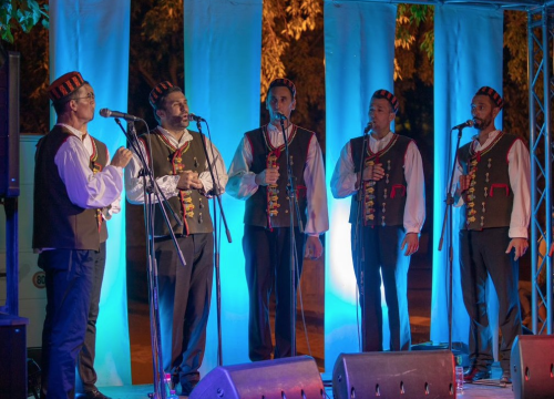 Klapa Bunari u četvrtak nastupa u Vodicama