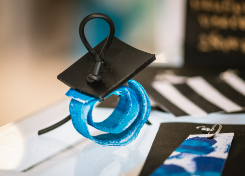 Fotografija 10 - Murtićev apstraktni brod i Vežin pejzaž potražite u Galeriji Juraj Dalmatinac