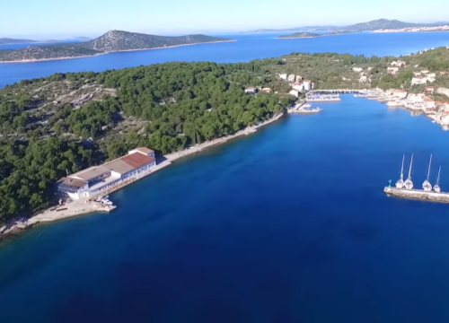 Prvićani večeras feštaju uz Show Legende