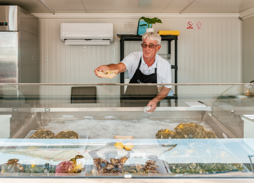 Posjetite novootvorenu kušaonicu školjaka i vina Oyster22!