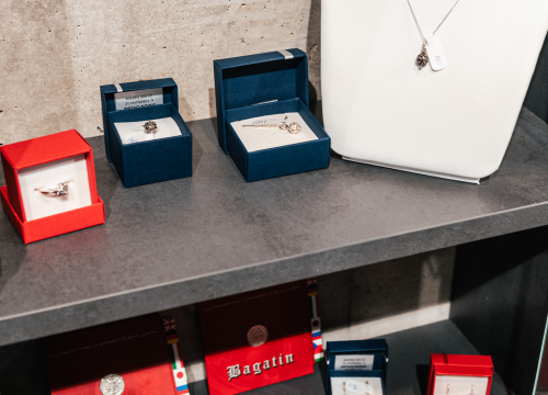 Fotografija 20 - Šibenske tvrđave imaju najbolje darove i suvenire: Posteri, potići, majice, torbe, šalice i nakit, sve unikatno i maštovito!