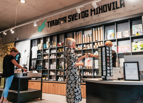 Fotografija 21 - Šibenske tvrđave imaju najbolje darove i suvenire: Posteri, potići, majice, torbe, šalice i nakit, sve unikatno i maštovito!