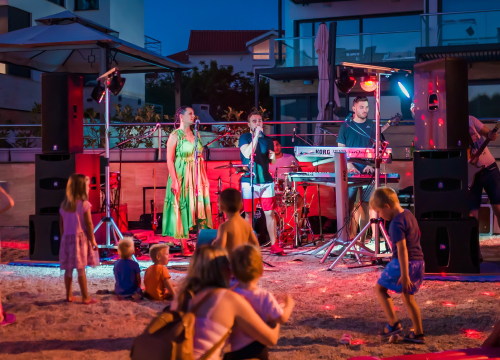 Nezaboravan provod očekuje vas ove subote na Sovjanskoj fešti!