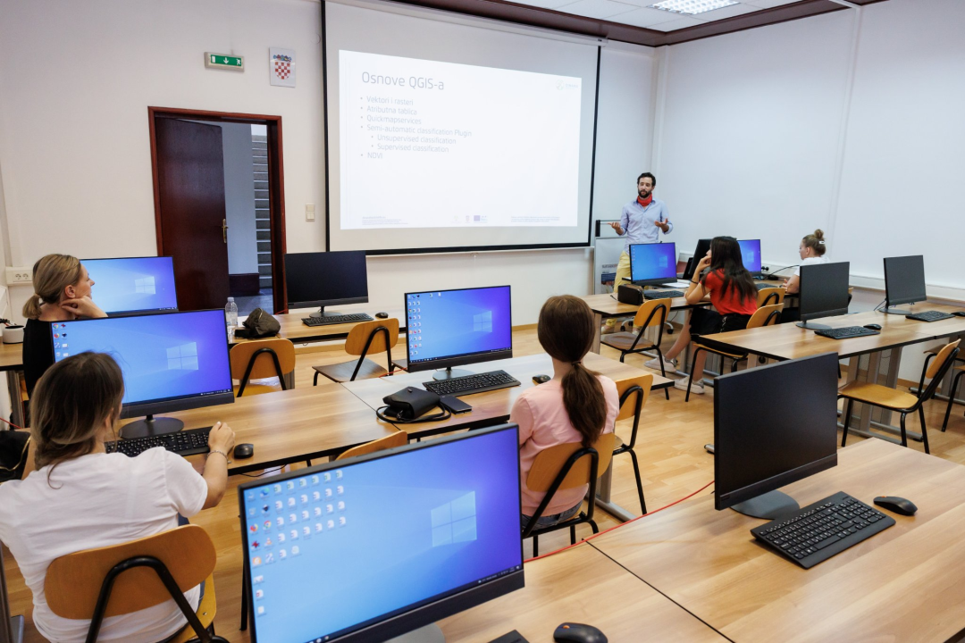 Upisi bez državne mature na stručne studije Veleučilišta „Marko Marulić“ u Kninu na trećem upisnom roku