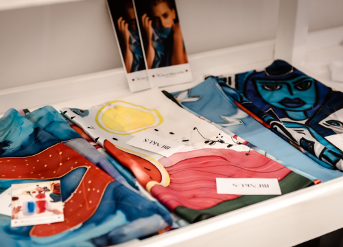 Fotografija 5 - U Galeriju Juraj Dalmatinac stigle zimske kolekcije odjeće i jesenski popusti na slike