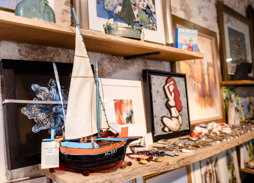 Fotografija 8 - U Galeriju Juraj Dalmatinac stigle zimske kolekcije odjeće i jesenski popusti na slike