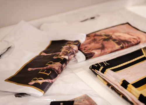 Fotografija 25 - U Galeriju Juraj Dalmatinac stigle zimske kolekcije odjeće i jesenski popusti na slike