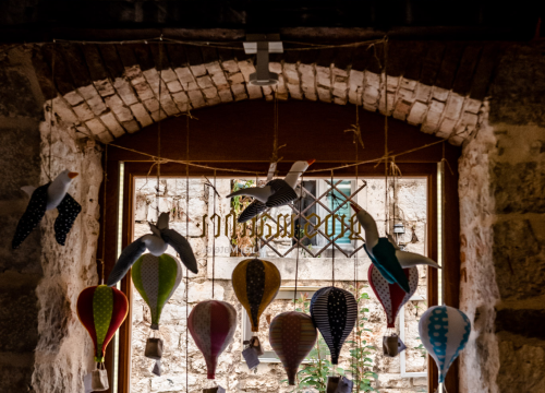 Fotografija 32 - U Galeriju Juraj Dalmatinac stigle zimske kolekcije odjeće i jesenski popusti na slike