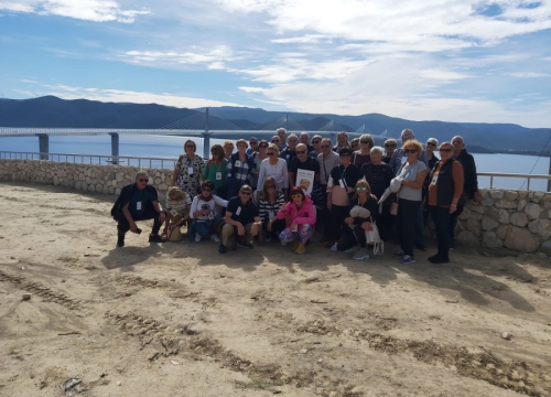 Fotografija 1 - Generacija Vodičana 57/58 već 35 godina zajedno putuje po Hrvatskoj