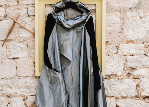 Fotografija 15 - Garderobu osvježite dizajnerskim komadima iz Galerije Juraj Dalmatinac, dom umjetninama po super cijenama