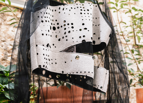 Fotografija 19 - Garderobu osvježite dizajnerskim komadima iz Galerije Juraj Dalmatinac, dom umjetninama po super cijenama