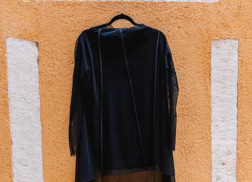 Fotografija 22 - Garderobu osvježite dizajnerskim komadima iz Galerije Juraj Dalmatinac, dom umjetninama po super cijenama