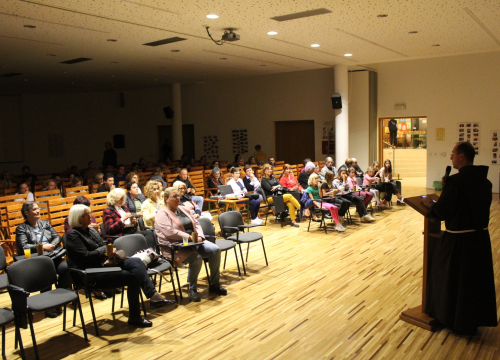 Fotografija 3 - Na Šubićevcu uz pjesmu i molitvu održan Holywin