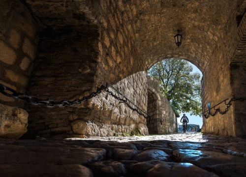 Fotografija 8 - Knin je doživio turistički rast: Sve više posjetitelja otkriva njegove čari