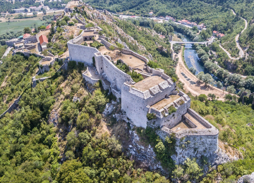 Fotografija 12 - Knin je doživio turistički rast: Sve više posjetitelja otkriva njegove čari